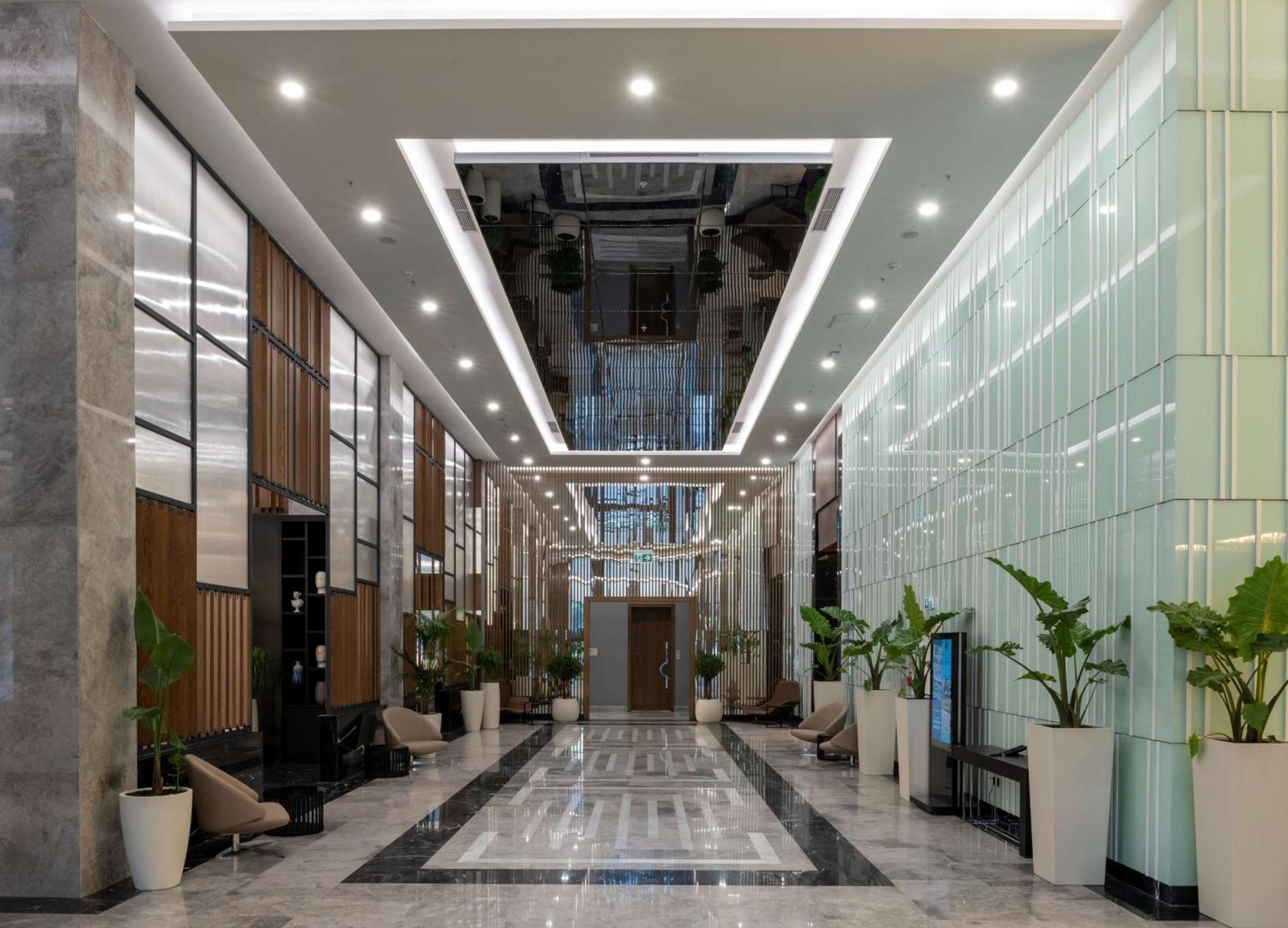 Отель Doubletree By Hilton Маниса Экстерьер фото